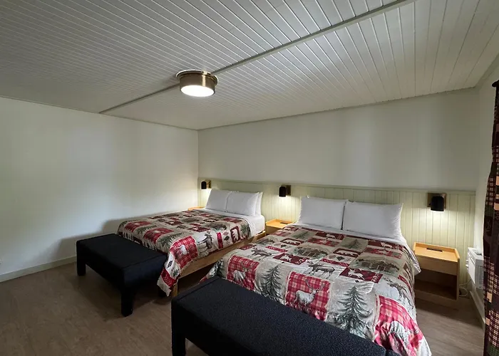 Ski Mountain Lodge