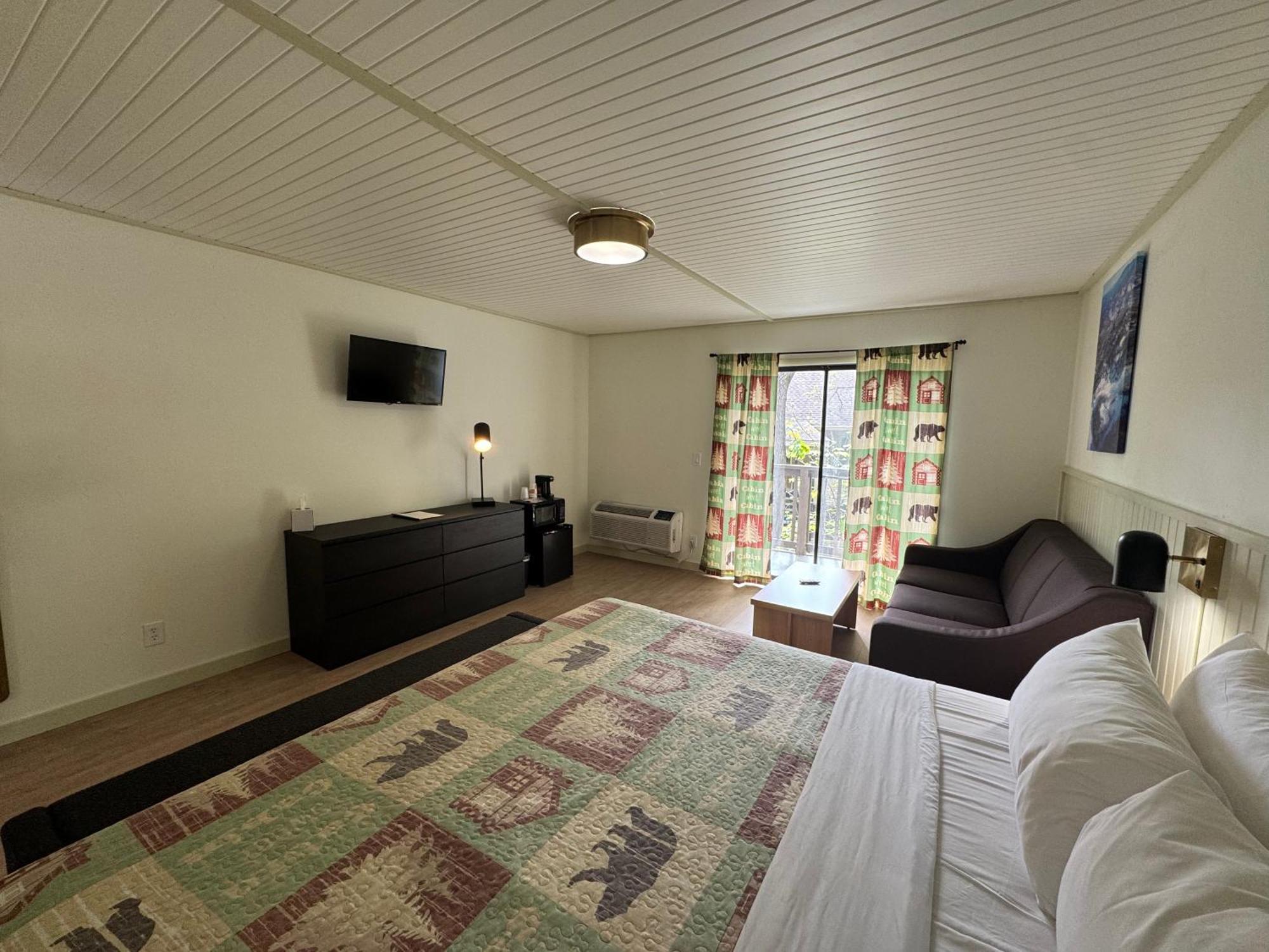 Mountain Hotel 3*